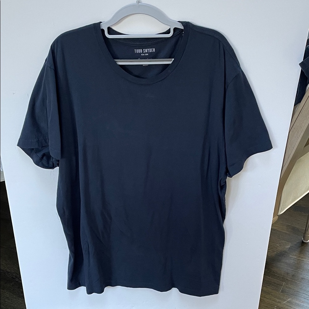 Todd Snyder Men's Dark Gray Short Sleeve Tee